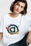 Organic reverse D floral T-shirt