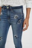 Skinny embroidered floral jeans